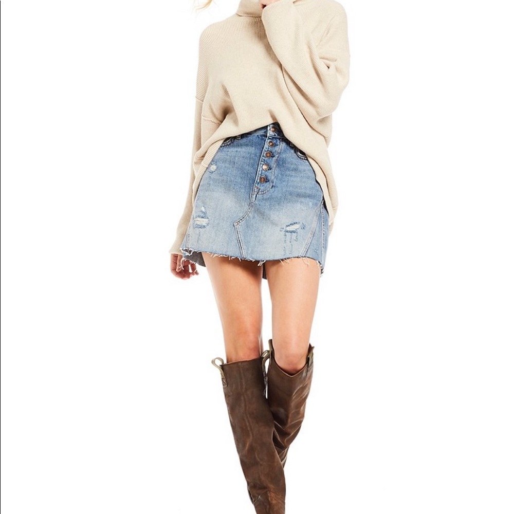 Free People Denim/Jean skirt with buttons